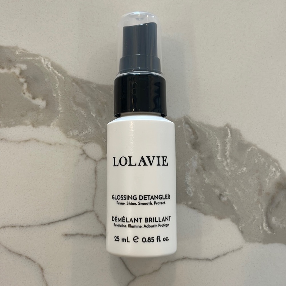 🌸5/$25🌸 Lolavie glossing detangler